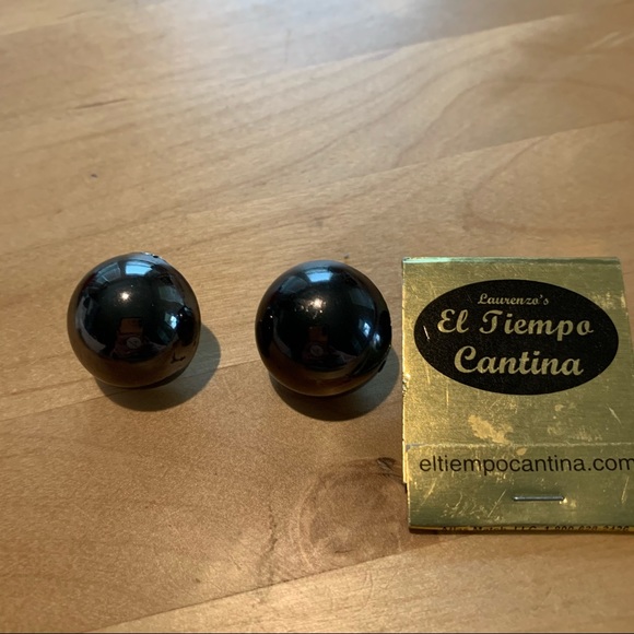 Vintage Earrings - Picture 4 of 4